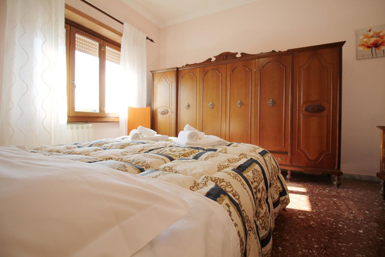 Monteverde Bright Apartment With Garage Rome Buitenkant foto