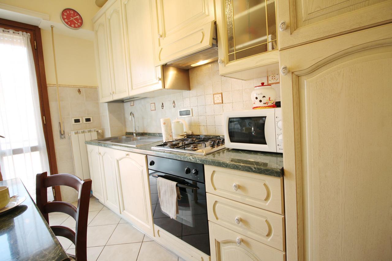 Monteverde Bright Apartment With Garage Rome Buitenkant foto