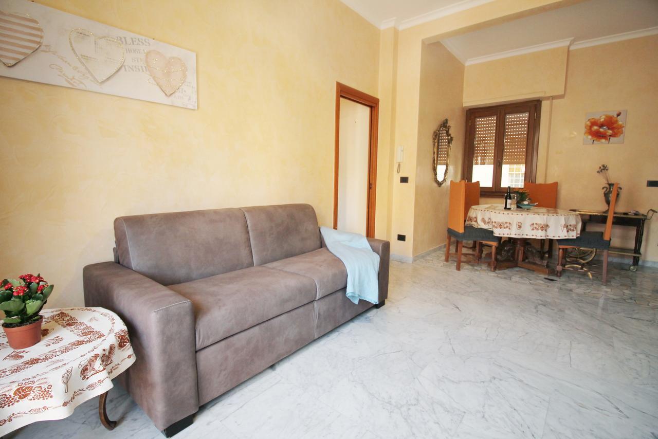 Monteverde Bright Apartment With Garage Rome Buitenkant foto