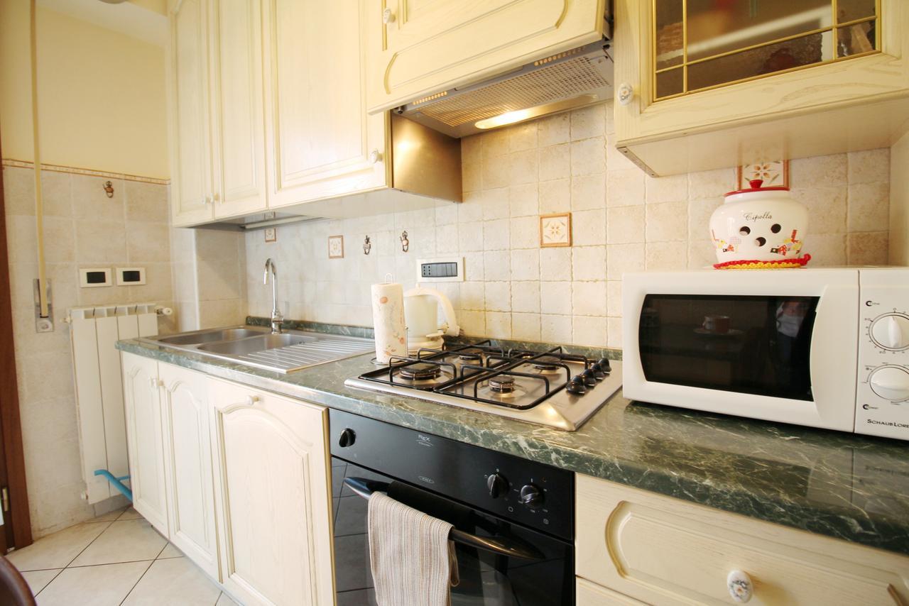 Monteverde Bright Apartment With Garage Rome Buitenkant foto