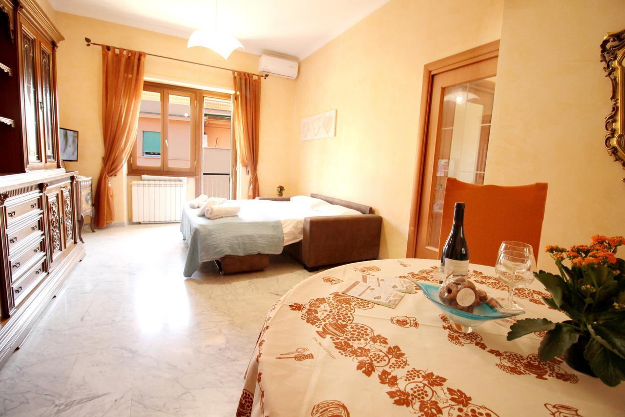 Monteverde Bright Apartment With Garage Rome Buitenkant foto